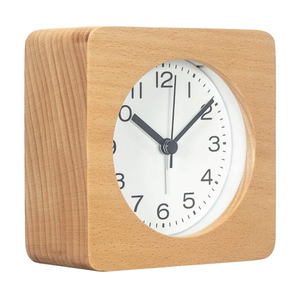 Horloge de bureau carrée en bois de manguier artisanale, style rustique et minimaliste, pour la maison, le bureau et la décoration de table - Product Image 1