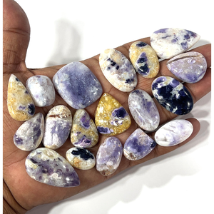 Opale Tiffany violette naturelle, pierre précieuse en vrac, cabochon, formes et tailles variées, environ 20 à 30 mm - Product Image 1