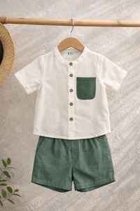 Ensemble chemise et short en coton et lin pour garçons |   Tenue d'été respirante pour enfants, vert et blanc avec poche, fabriquée en Inde, délai de livraison d'échantillon de 7 jours - Product Image 2