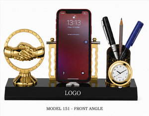 Trofeo de escritorio elegante con un aspecto moderno y profesional. - Product Image 3