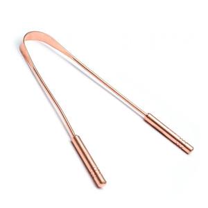 Limpiador de Lengua de Cobre Puro de Nuevo Diseño |   Herramienta ayurvédica en forma de U para el cuidado bucal |   Fabricante OEM - Product Image 1