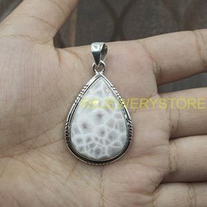 Colgante de Larimar Rosa en Forma de Pera, Plata de Ley 925, Joyería Hecha a Mano, Piedra Preciosa Natural, Regalo de Piedra Curativa para Mujeres, Hombres y Hermanas - Product Image 5
