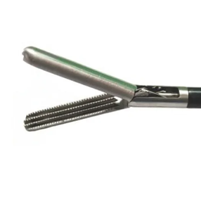 Pinza Laparoscópica Debakey Larga de 5 mm, Reutilizable y Autoclavable, Instrumento Quirúrgico - Product Image 1