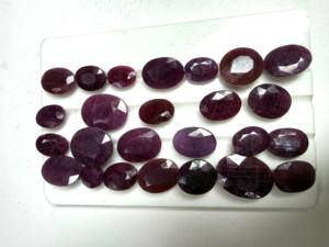 Gema de Rubí Natural con Corte Esmeralda Facetado de Tamaño Libre |   Piedra de Rubí Roja Suelta para Joyería y Venta al por Mayor - Product Image 5