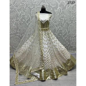Collections de velours de vêtements de mariée indiens pour la mariée avec le travail de Zarkhan par Fabzone - Product Image 1