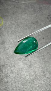 Émeraude naturelle de 5,68 carats, provenant de la mine de Zambie, de forme poire, vert intense, pierre précieuse, certifiée IGI, Jai Narayan Gems, bague de luxe - Product Image 5