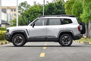 Auto Cinesi del Gruppo Changan, Veicolo Fuoristrada a Autonomia Estesa Deep Blue EREV G318, SUV Elettrico 1.5t 4WD con Sospensioni Pneumatiche, SUV 5 Posti - Product Image 5