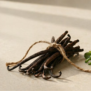 Vanille indonésienne planifolia Vieny Su, gousses premium pleines et souples avec un arôme concentré de vanilline. - Product Image 1