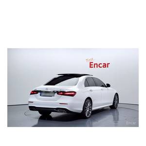 Mercedes-Benz E350 4MATIC AMG Line Classe E 2023 avec volant à gauche, boîte de vitesses automatique, sièges en cuir, caméra arrière - Product Image 2