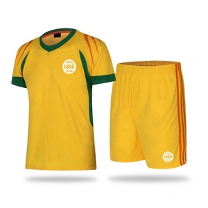 Uniforme de football/football fabriqué au Pakistan survêtements de football maillot de football maillot de football uniforme de football de club - Product Image 1