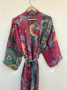 Robe de chambre Kimono Vintage Boho Loungewear de luxe léger en crêpe de soie Robe de chambre en mousseline de soie douce et confortable - Product Image 4