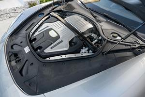 Porsche Panamera Turbo S E-Hybrid Sport Turismo 2018 - Product Image 4