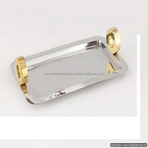 Bandeja de servicio de acero inoxidable con acabado de espejo, con mango de cuero - Product Image 3