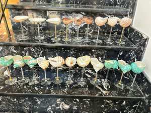 Verres à vin en grès en forme de coquillage, design français artisanal en laiton – Cadeau jetable pour fête, mariage, anniversaire, demoiselle d'honneur - Product Image 5