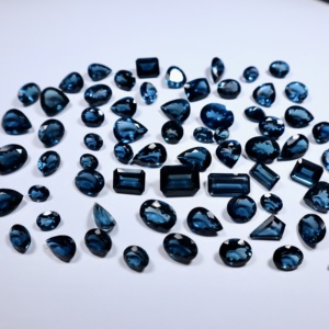 Topacio Azul de Londres, Corte Esmeralda, Corte Baguette, Formas Mixtas, 6 Quilates, Tamaño Promedio, Natural, Suelto, Grado AAA, para Fabricación de Joyas, Venta al Por Mayor - Product Image 3