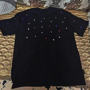 T-shirt Homme Oversize Streetwear Luxe Métallique Respirant Séchage Rapide en Polyester/Coton avec Strass Argentés Personnalisés - Product Image 3