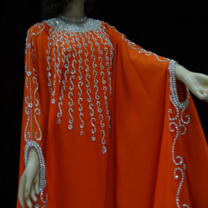 Kaftán de Dubái, Hermoso Kaftán de Colores, Kaftán Tradicional Musulmán, Trabajo Hecho a Mano con Cuentas de Piedra, Diseño Marroquí, Kaftán 2024 - Product Image 1