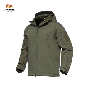 เสื้อแจ็คเก็ตซอฟต์เชลล์ผู้ชายแบบมีโลโก้สั่งทำ ราคาโรงงาน เสื้อแจ็คเก็ตซอฟต์เชลล์แบบยุทธวิธีสำหรับผู้ชาย เสื้อโค้ทยุทธวิธีผ้าฟลีซสำหรับใส่กลางแจ้ง - Product Image 1