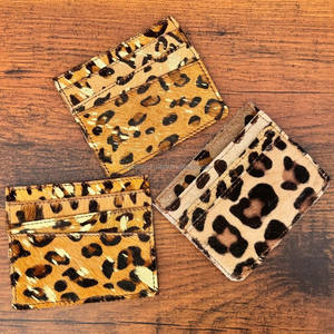 กระเป๋าใส่บัตรเครดิตหนังวัวแท้พรีเมี่ยมสำหรับผู้หญิงกระเป๋าเงินมินิมอลขนาดเล็กผมพิมพ์ลายเสือดาวทำด้วยมือ - Product Image 4