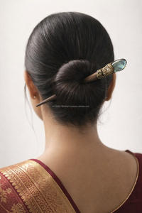 Accesorio para el Cabello Hecho a Mano con Labradorita y Piedras Curativas, Estilo Boho, para Niñas y Mujeres - Product Image 5