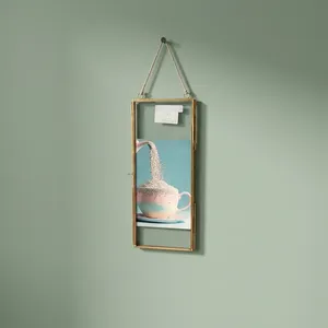 กรอบรูปโลหะแนวตั้งทรงสี่เหลี่ยมผืนผ้าสีทองเหลืองสำหรับตกแต่งผนัง - Product Image 3