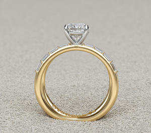 Bague de fiançailles Stonewels Blossom style vintage avec diamant de laboratoire, monture croisée à branches séparées et pierres latérales baguette en or 14K - Product Image 4