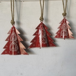 Red Metal Cross Valentine's Day Tag Hanging Pendant Festive <b>Artificial</b> <b>Tree</b> Decoration for Holiday Decor - Product Image 3