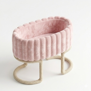 Cuna de madera de caoba tallada, muebles para habitación infantil hechos a mano en Indonesia - Product Image 1