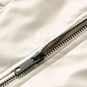 เสื้อแจ็คเก็ตหนังผู้ชายสุดเท่ ทรงพอดีตัว วัสดุทนทาน เหมาะสำหรับใส่ในฤดูหนาว แฟชั่นสตรีท สไตล์ลำลอง - Product Image 4