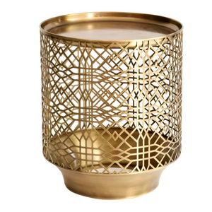 Support de bougie en métal doré, design ajouré artisanal, support décoratif pour bougies chauffe-plat, pour éclairage d'ambiance - Product Image 1