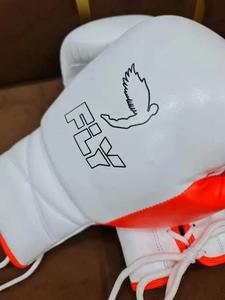 Guantes de Boxeo Fly SuperLace Pro X 2 de Cuero Vacuno Genuino para Entrenamiento de MMA, Kick Boxing, Sanda, Estiramiento y Boxeo al Aire Libre - Product Image 5