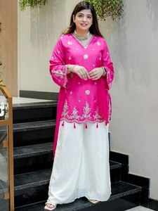 Ensemble Kurta en Soie Viscose Pure pour Femme avec Dupatta Kavita 2, Tissu Supérieur en Soie Viscose Pure - Product Image 5