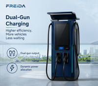 Chargeur rapide DC double pistolet 160kW 240kW avec écran publicitaire et affichage numérique GBT CCS2 IP55 extérieur