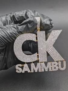 Colgante de Letra CK Sammbu con Moissanita, Chapado en Oro de 18K, Plata de Ley 925, Corte Brillante Redondo, Joyería de Lujo Unisex - Product Image 4