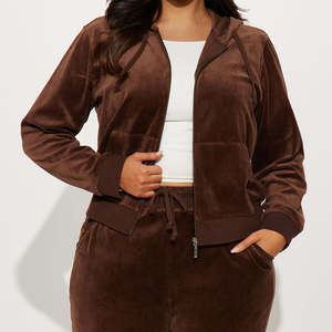 Ensemble de survêtement sportif pour femme en velours marron à capuche et fermeture éclair, avec pantalon de jogging – Nouvelle collection - Product Image 4