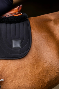 Tapis de selle d'équitation personnalisés de haute qualité, style anglais, matelassés en coton, doux, respirants et confortables - Product Image 3