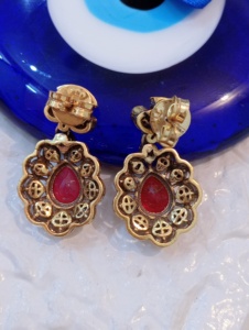 Amaira Jewels Vintage Gold Plated <b>Silver</b> Luxury <b>Stud</b> <b>Earrings</b> with Flower Design for Women Everyday Wear - Product Image 3