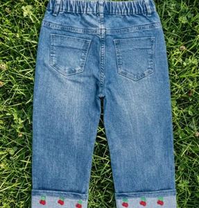 High <b>Waist</b> Cropped Capri <b>Jeans</b> Casual and Streetwear Cherry Print Turn-Up From India Supplier At Best Price Cropped Capri - Product Image 3