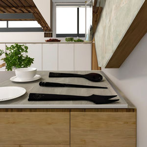 Juego de Cubiertos de 3 Piezas Hechos a Mano, Ecológicos, de Cuerno Natural Oscuro, Mate/Semi-Pulido, Cuchara, Tenedor y Pinza, Vajilla Grabada - Product Image 2