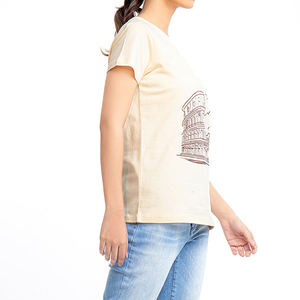 Camiseta de Manga Corta con Cuello Redondo Color Crema para Mujer, con Estampado del Coliseo, Corte Regular, Algodón Jersey, Ropa Casual de Primavera/Verano - Product Image 4