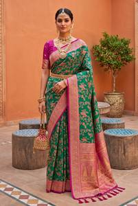 Banarasi Soft Silk Zari Woven Saree Kashmiri <b>Pashmina</b> Motifs Traditional Indian Saree for Indian <b>Wedding</b> and Festival Wear Saree - Product Image 3