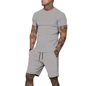 Ensemble de shorts décontractés d'été de haute qualité pour hommes, ensemble de survêtement à logo personnalisé, 2 pièces, t-shirt et short pour hommes - Product Image 3