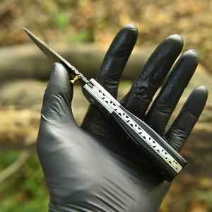 Cuchillo Plegable de Damasco Hecho a Mano Profesional de Alta Calidad con Funda de Bolsillo Personalizable, Soporte OEM y Mango de Madera – Cuchillo Utilitario - Product Image 4