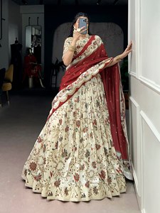 Elegante Lehenga Choli Tradicional Estampado, Seda Tussar Premium, Traje Nupcial y Festivo, Hecho a Mano, Atuendo Étnico Indio para Novia - Product Image 3
