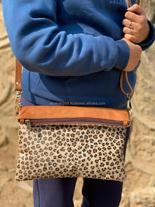 Nouveau Style occidental imprimé Animal fourrure en cuir téléphone portable sac à bandoulière de haute qualité à la mode véritable à la main fourrure en cuir sacs à bandoulière - Product Image 3