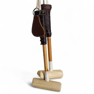 Mallette de polo équestre professionnelle, design léger et robuste, construction en bois durable pour une pratique d'équitation confortable - Product Image 1