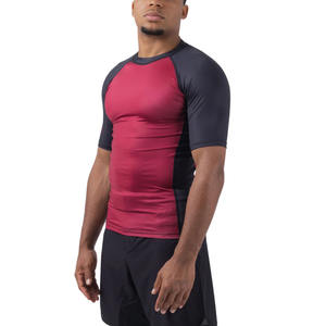 Rashguard personnalisé pour adultes MMA, manches longues, 100% polyester, séchage rapide, compression, UPF50, respirant, fabricant OEM - Product Image 2