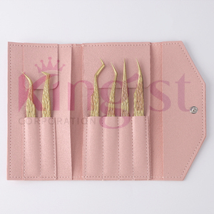 Pince à cils courbée noire mate avec logo personnalisé, ensemble de pinces à cils volume russe à 90 degrés avec pointe en fibre pour extension de cils - Product Image 6