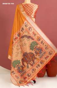 Nouvelle arrivée : Saree traditionnel indien en soie Khadi avec broderies Kalamkari et Zari, fournisseur de sarees de Surat, exportateur de mode féminine - Product Image 3