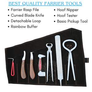 Juego de herramientas comerciales para herradores con estuche negro: Cortaúñas para pezuñas, Lima raspadora, Cuchillo curvo, Pulidor, Herramienta para clavos y Cuchilla de bucle desmontable - Product Image 2